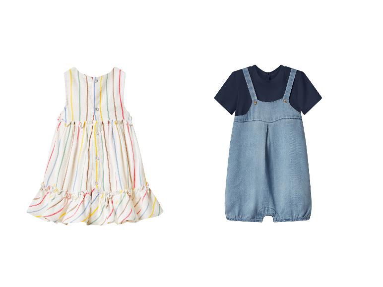 Buntes gestreiftes Kleid und Jeans-Latzhose mit blauem T-Shirt für Babys.