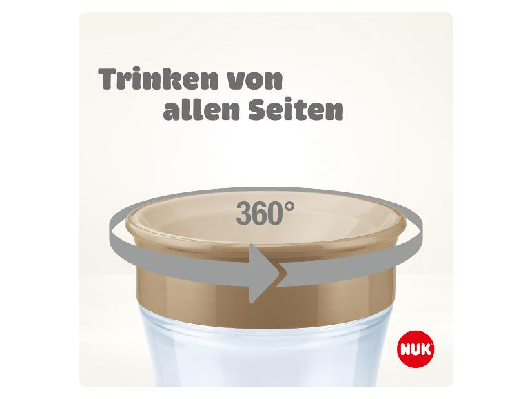 Ein Trinkbecher mit 360-Grad-Trinkrand, Text: 'Trinken von allen Seiten'