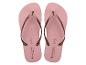 Rosa Flip-Flops mit metallisch braunen Riemen und Palmen-Details.