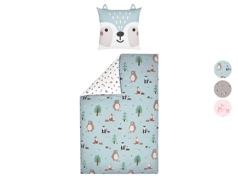 Kinderbettwäsche mit Fuchskissen und Waldmotiv mit Bären und Füchsen.