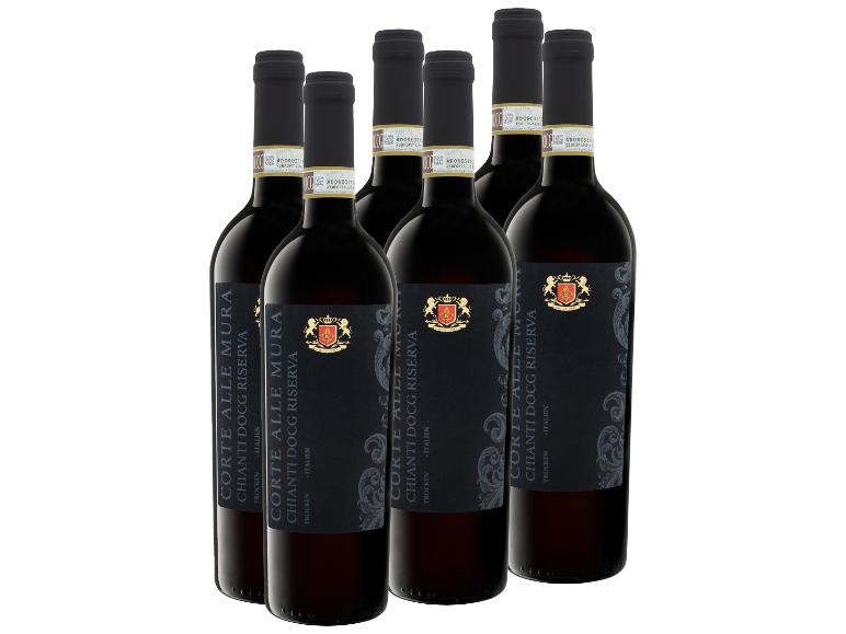 Sechs Flaschen Chianti DOCG Riserva Rotwein mit dunklen Etiketten und goldenen Wappen.