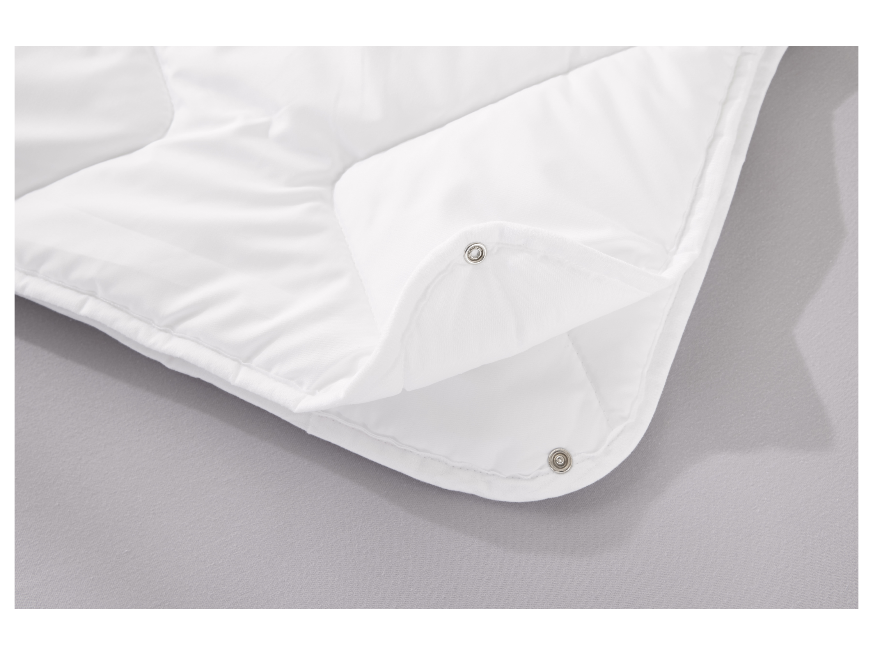 Thumbnail - LIVARNO home 4-Jahreszeiten-Steppbett, kochfest, 200 x 220 cm