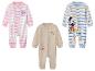 Drei Baby-Strampler: ein rosa gestreifter mit Minnie Maus, ein beiger mit Winnie Puuh, ein blau gestreifter mit Mickey Maus.
