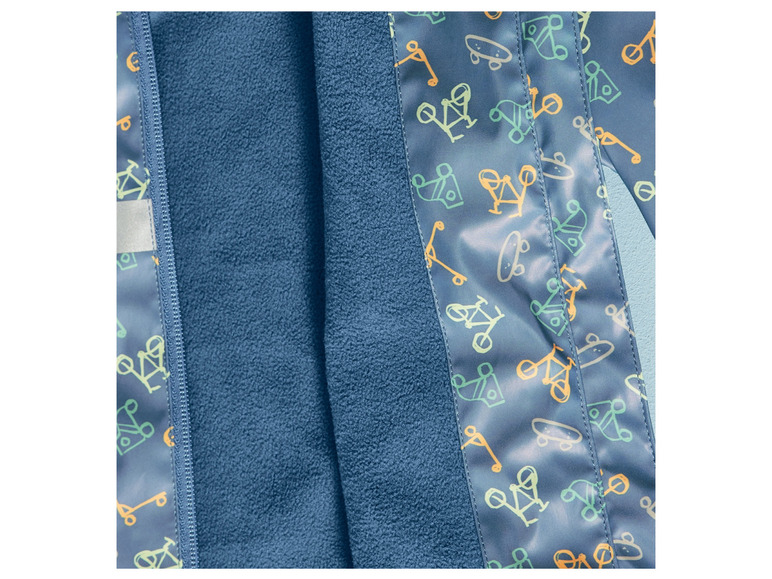 Blaue Jacke mit Fleecefutter und Skateboard- und Roller-Print.