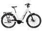 Weißes E-Bike mit Gepäckträger und Schutzblechen, modernes Design.