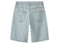 Hellblaue Jeans-Shorts mit Gesäßtaschen, Rückansicht