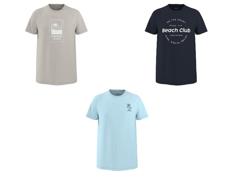 Sommer-T-Shirts mit Strandmotiven: ein beiges 'Summer State', ein marineblaues 'Beach Club' und ein hellblaues mit Palmen.