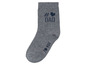 Graue Socken mit dem Schriftzug '#DAD' und einem Herz.