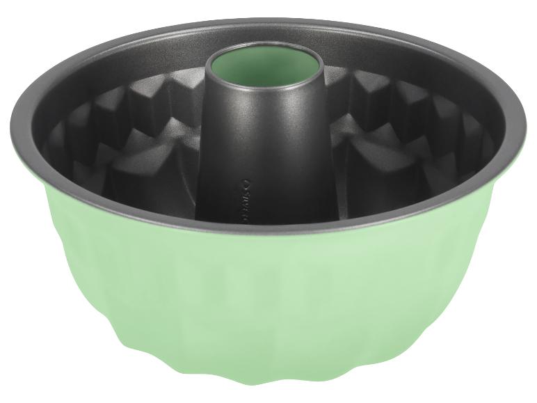Grüne und graue Bundt-Kuchenform mit geometrischem Muster innen.