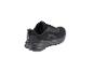 Schwarze Sportschuhe mit weißem Schriftzug an der Ferse