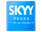 Blaue Flasche SKYY Vodka.