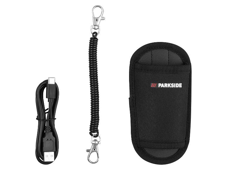 Schwarzes Werkzeugholster mit Logo, USB-C-Kabel und Spiralkabel mit Karabinern.