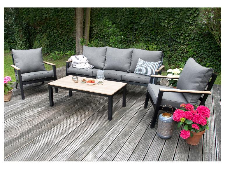 Gartenmöbel-Set: anthrazitgraue Couch, Sessel und Couchtisch.