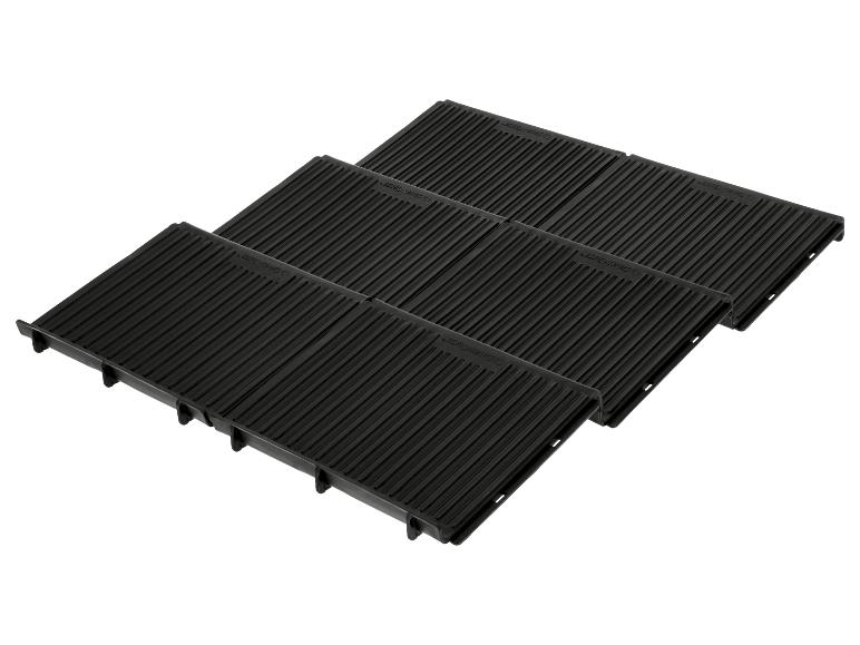 Set aus 6 schwarzen Grillrosten mit geripptem Design.
