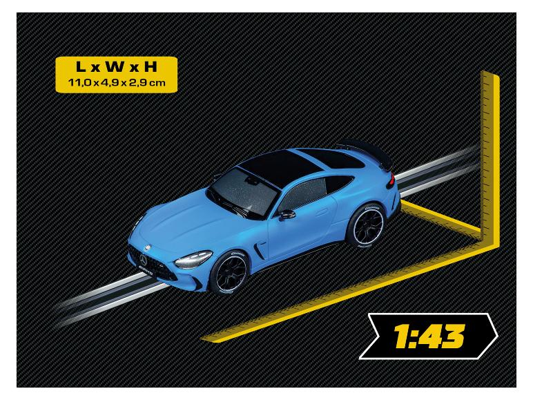 Carrera Mercedes-AMG GT 63 Slotcar in Hellblau im Maßstab 1:43 mit Maßen.