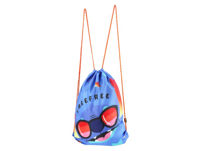 Blauer Turnbeutel mit einer Zeichentrickfigur mit Sonnenbrille und dem Wort „CAREFREE“.