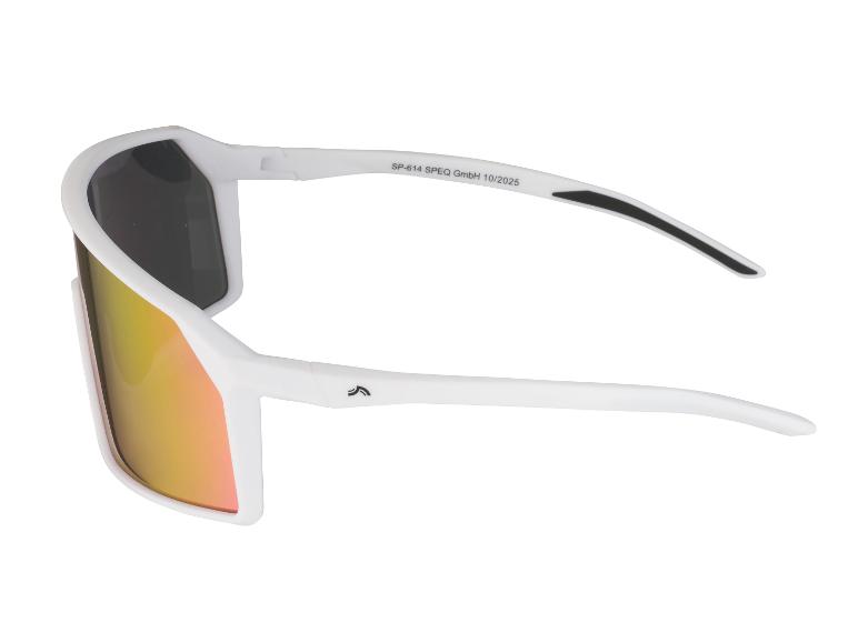 Weiße Sportbrille mit orangefarbenen Spiegelgläsern und dem Text „SP-614 SPEQ GmbH 10/2025“ am Bügel.