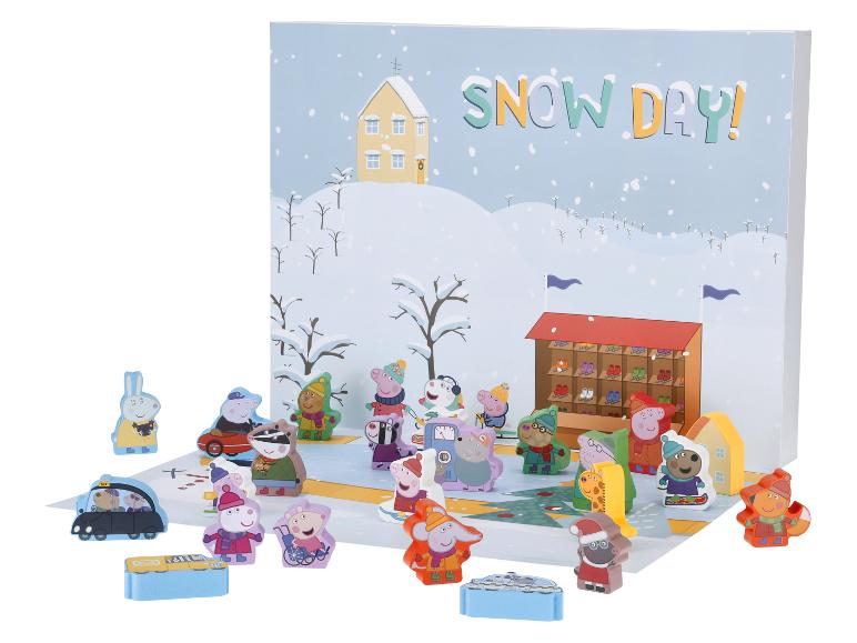 Ein Peppa Pig Winter-Spielset mit Figuren und einer Schneetag-Kulisse.