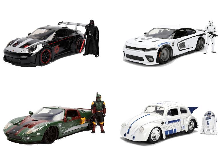 Vier Spielzeugautos mit Star Wars Figuren: Darth Vader, Boba Fett, Stormtrooper und R2-D2.
