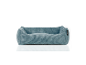 Blaues Cord-Hundebett im modernen Stil.