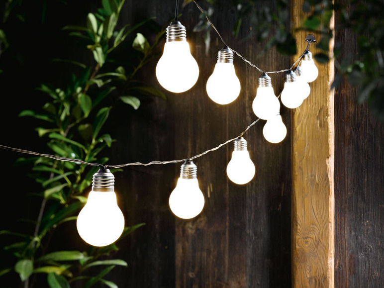 Gehe zu Vollbildansicht: LIVARNO HOME LED Sommerlichterkette, mit 10 Glühbirnen - Bild 3