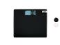 Schwarze Personenwaage mit Digitalanzeige, die „0.0 kg“ und ein Lautsprechersymbol zeigt.