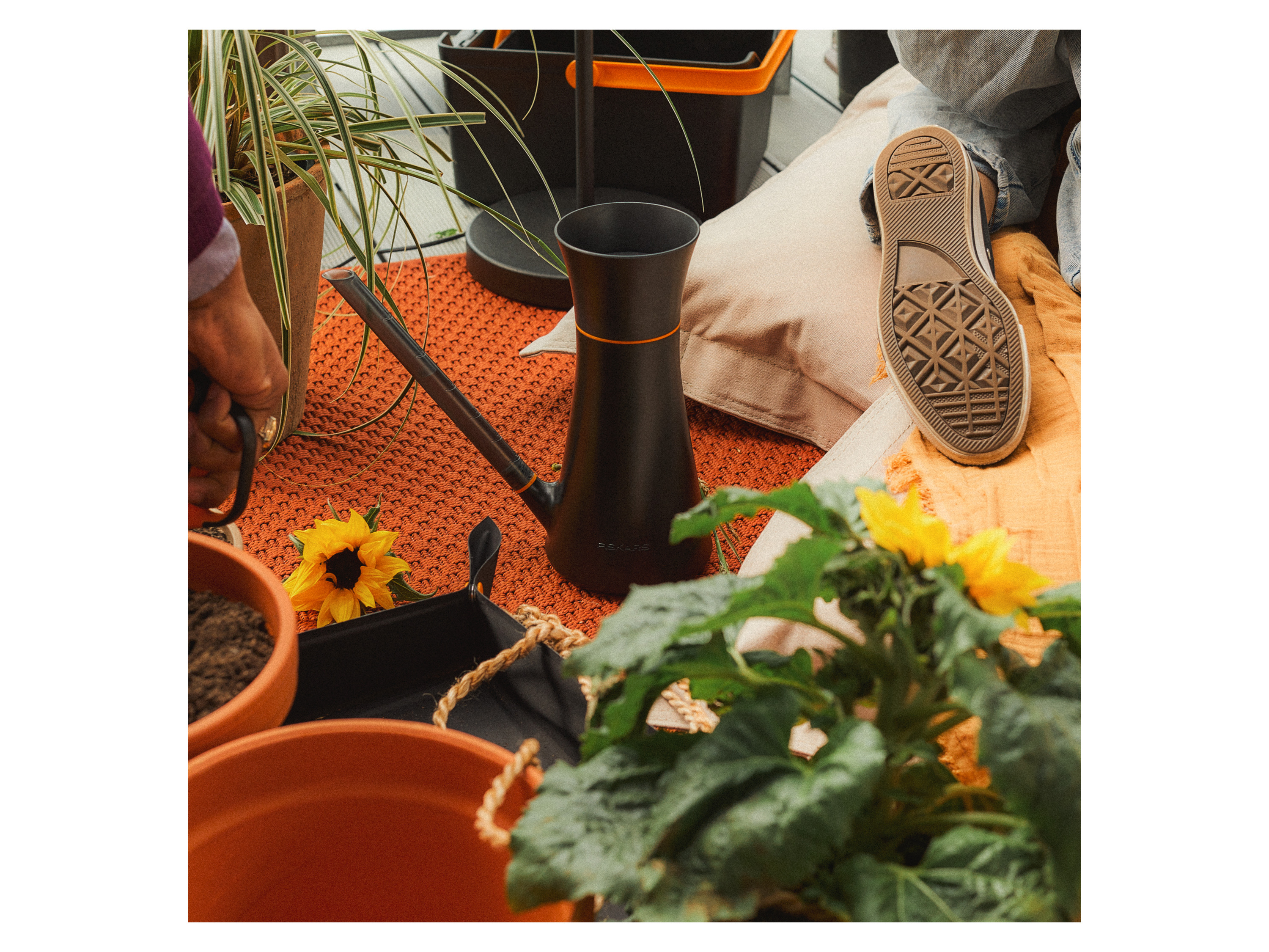FISKARS Urban Plant Care Gießkanne, 1,2 l – Bild 4 von 4
