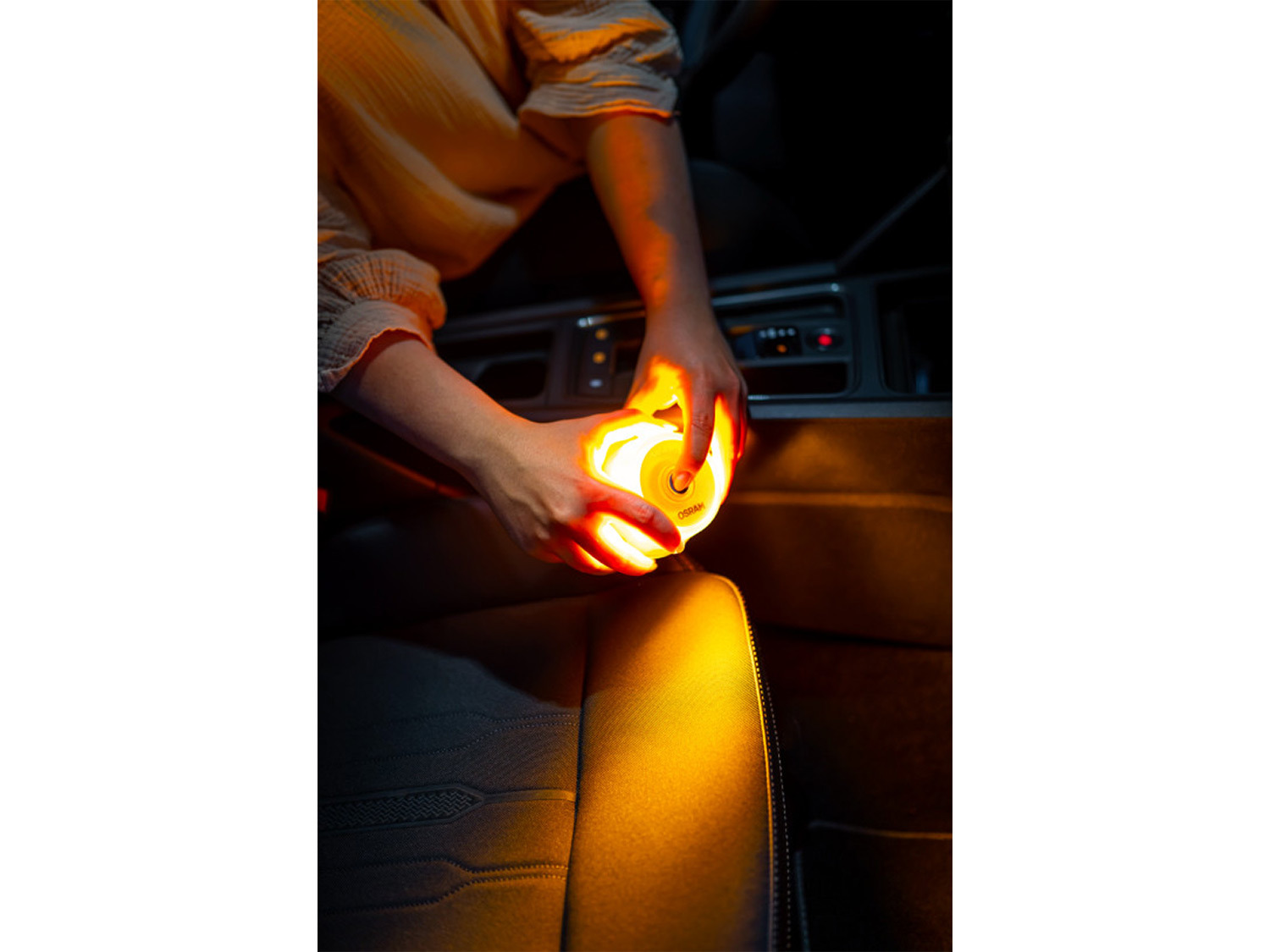 OSRAM LEDSL104 ROAD FLARE Signal TA20 Safety beacon LED light, Magnetic  fastener Cars, HGVs, Quads, SUVs, ATVs, Camper v