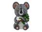Koala-Figur mit Solar-LED-Augen, die einen Ast mit Blättern hält.