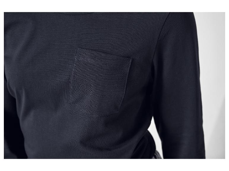 Schwarzes Langarm-T-Shirt mit Brusttasche