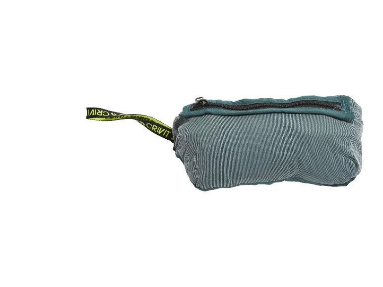 Grüne Bauchtasche mit Reißverschluss und Riemen mit Text.