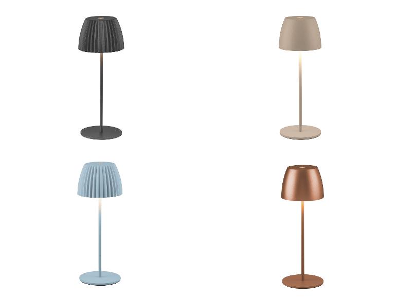 Vier tragbare, wiederaufladbare Tischlampen in verschiedenen Farben: Dunkelgrau, Beige, Hellblau und Kupfer.