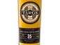 Eine Flasche The Targe Highland Single Grain Whisky, 35 Jahre alt, Limited Edition.