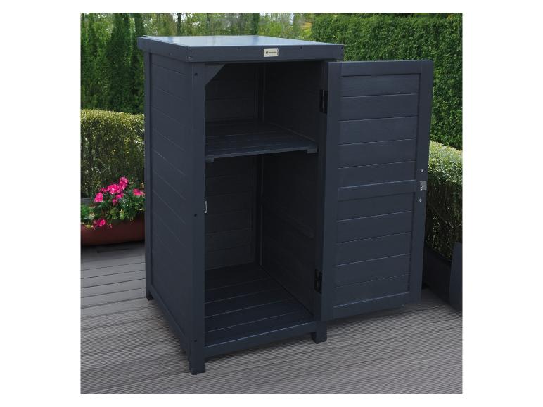 Dunkelgrauer Outdoor-Schrank mit offener Tür und Regal, auf einer Holzterrasse.