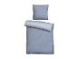 Hellblaues Bettwäsche-Set: Bettbezug und Kissenbezug.