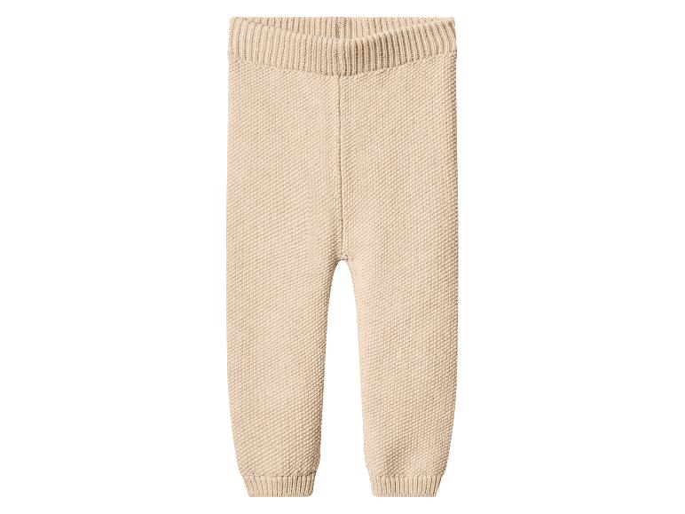 Beige gestrickte Babyhose