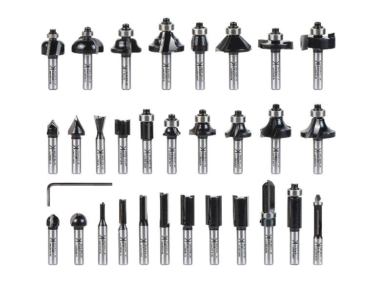 Ein Satz verschiedener Fräser und ein Inbusschlüssel.