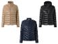Drei Steppjacken: beige, marineblau und schwarz mit Kapuze.