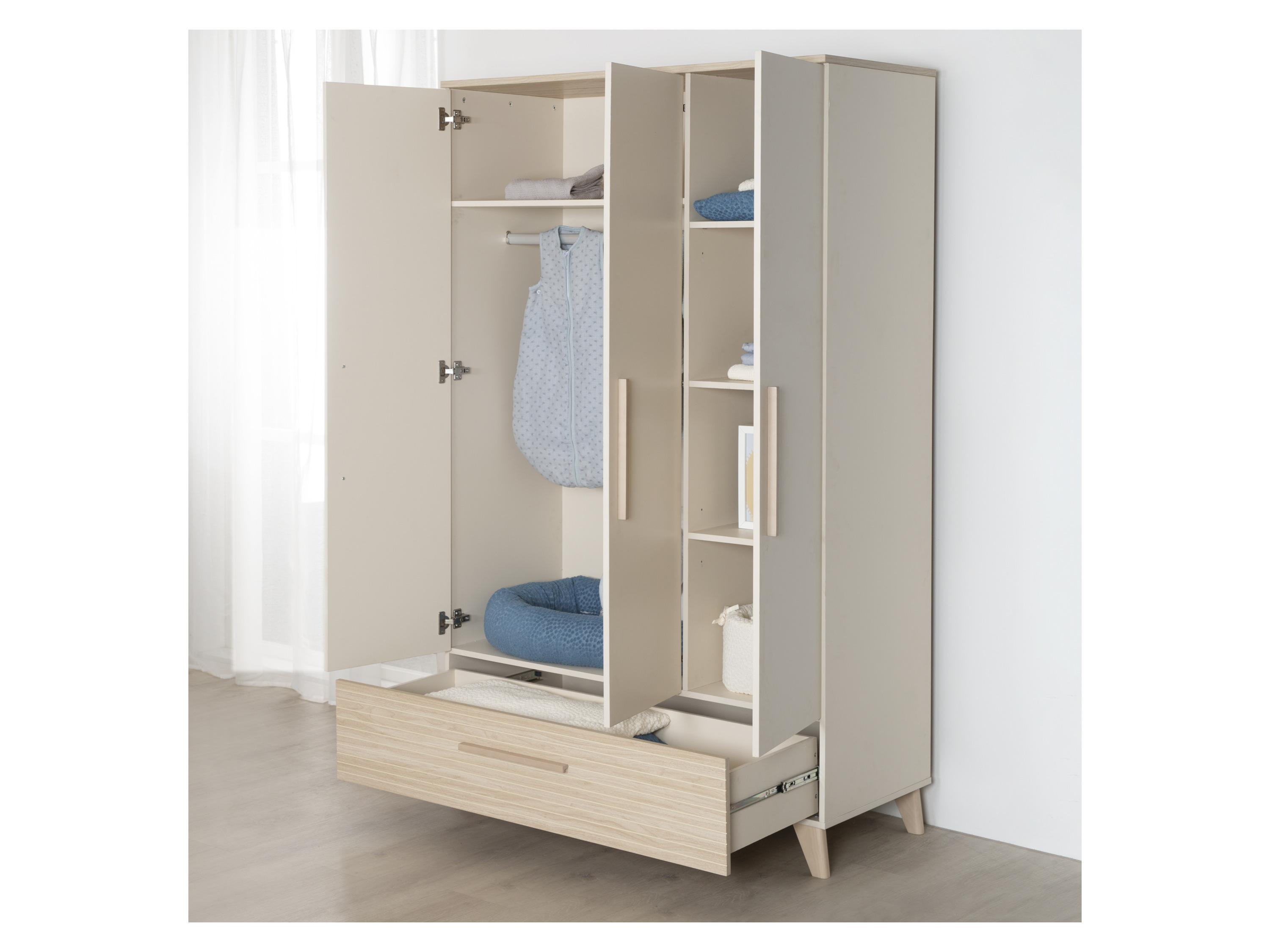 Roba Kleiderschrank Sidney 3-türig – Bild 3 von 4