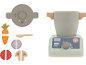 Küchenspielset mit Mixer und Holzgemüse.