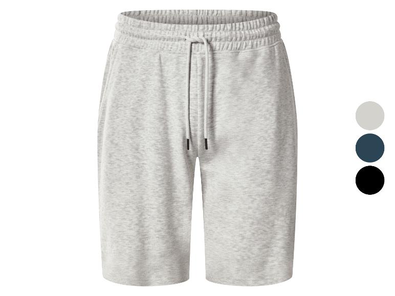 Grau melierte Sweatshorts mit Kordelzug und Farbmustern in Grau, Dunkelblau und Schwarz.
