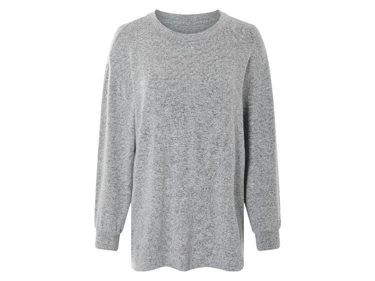 Ein grauer Pullover mit langen Ärmeln.