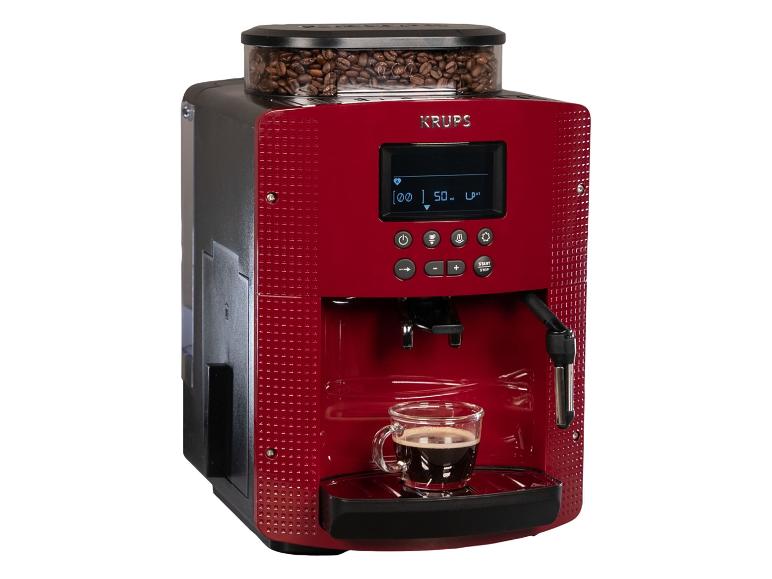 Rote Kaffeemaschine mit Kaffeebohnen, einem Display mit „50 ml“ und einer Tasse Kaffee.