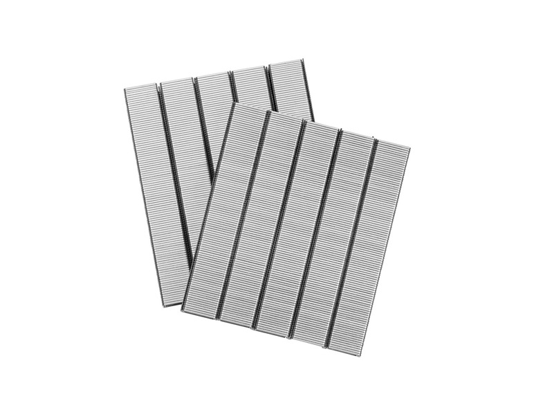 Zwei Streifen mit Heftklammern für eine Hefter.