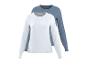 Zwei einfarbige Damen-Langarmshirts, eines weiß und eines blau.