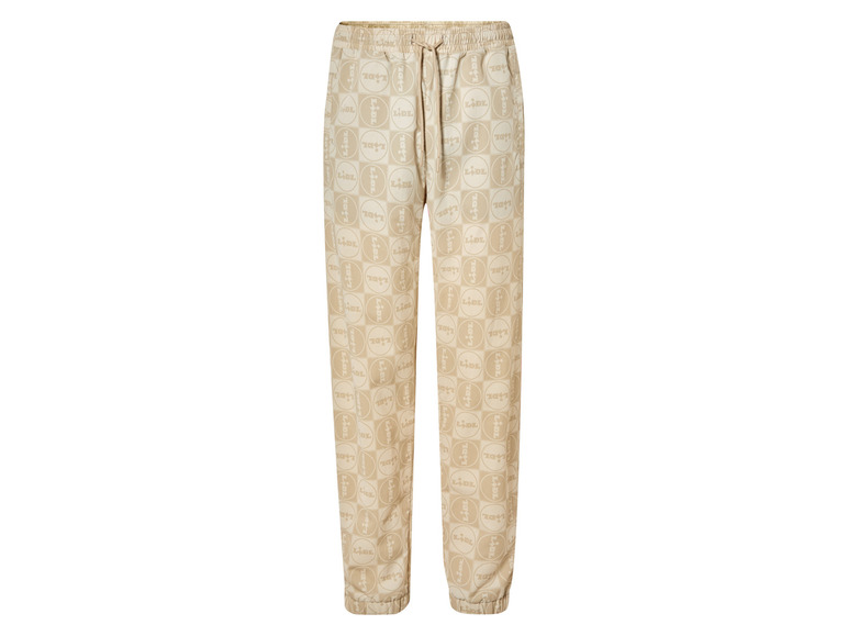 Beige Hose mit LIDL-Druck.