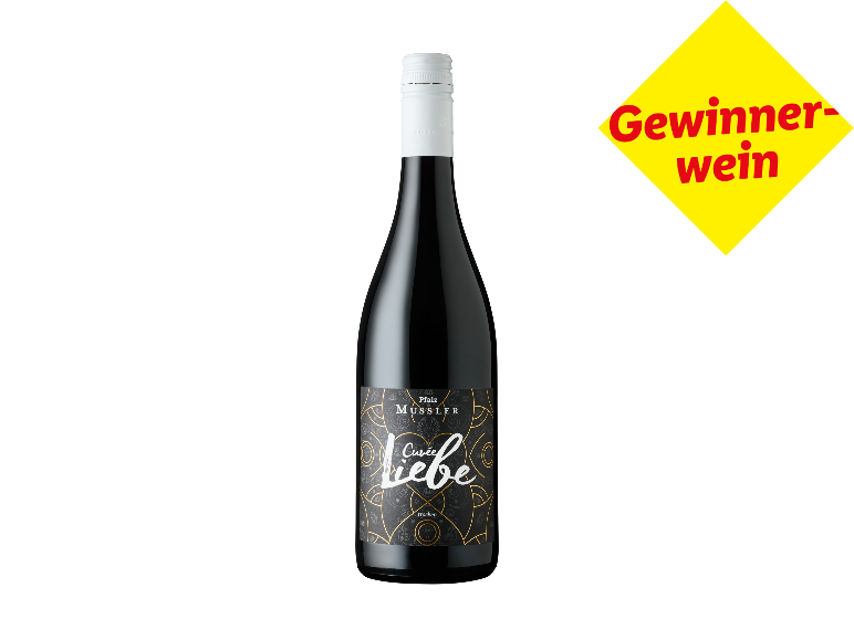 MUSSLER Cuvée Liebe QbA trocken, Rotwein mit einem gelben Badge mit der Aufschrift 'Gewinnerwein'.