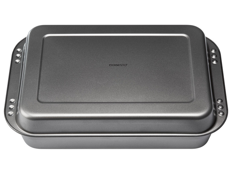 Eine rechteckige Backform von Bernesso.
