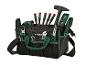 PARKSIDE Werkzeugtasche mit Hammer, Wasserwaage, Schraubendrehern und weiteren Werkzeugen.