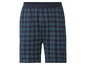Blaue Pyjamahose mit Karomuster.